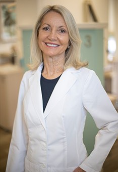 Dental hygienist Cathy